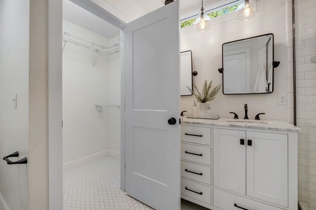 2007 Dellwood Drive, Tallahassee, FL 32303