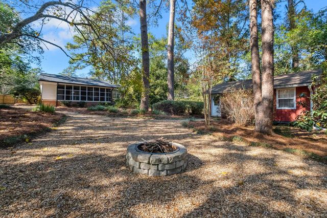 2007 Dellwood Drive, Tallahassee, FL 32303