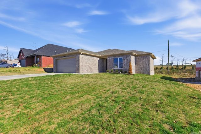 31 Walnut Valley Drive, Little Rock, AR 72211