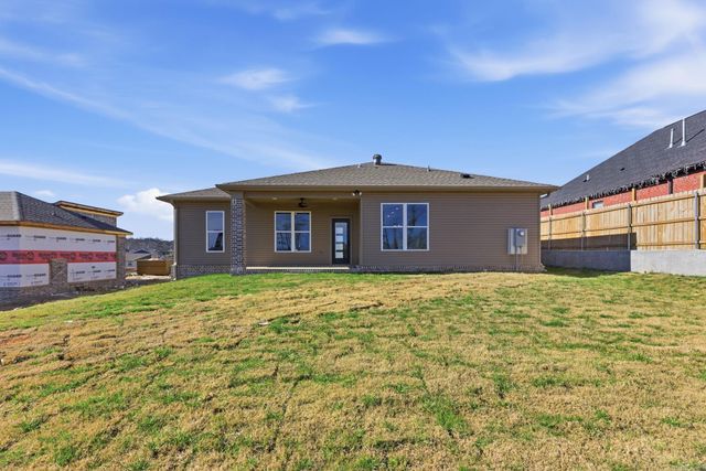 31 Walnut Valley Drive, Little Rock, AR 72211