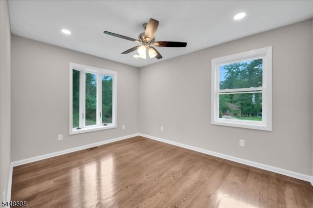 126 12Th St, Franklin Twp., NJ 08873