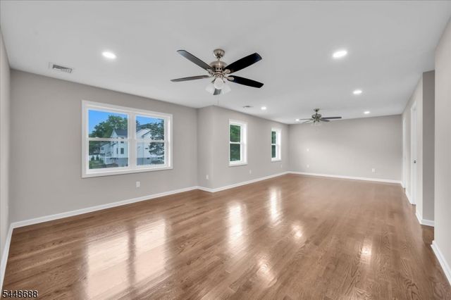 126 12Th St, Franklin Twp., NJ 08873