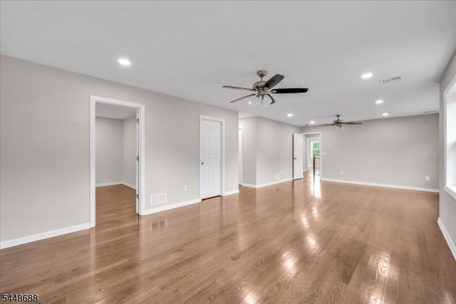 126 12Th St, Franklin Twp., NJ 08873