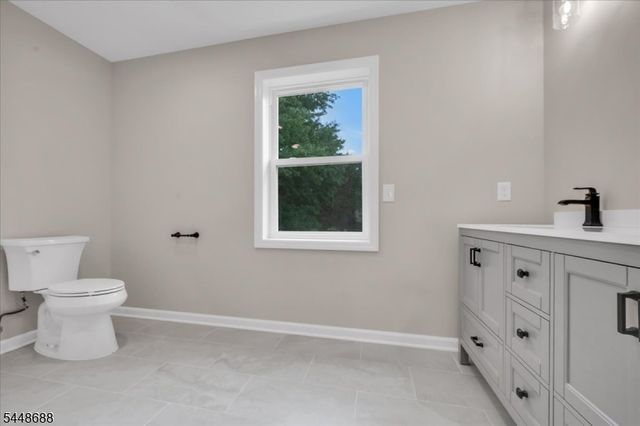 126 12Th St, Franklin Twp., NJ 08873