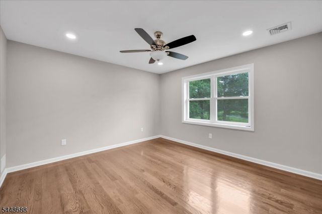 126 12Th St, Franklin Twp., NJ 08873