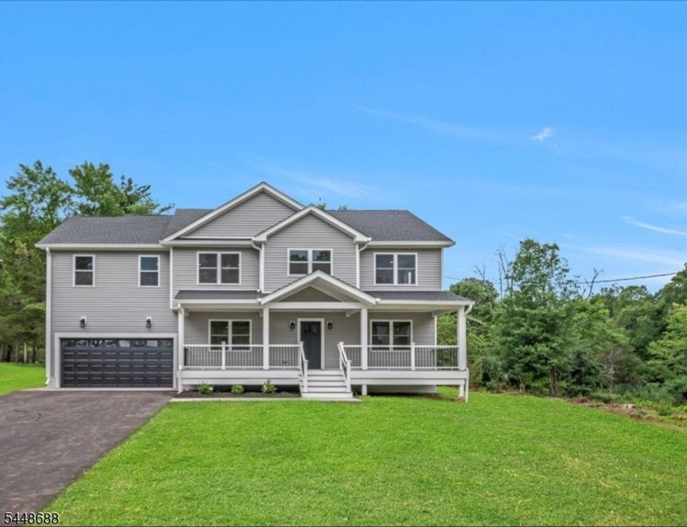 126 12Th St, Franklin Twp., NJ 08873