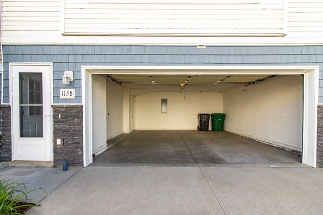1158 SE Village View Lane, Ankeny, IA 50021