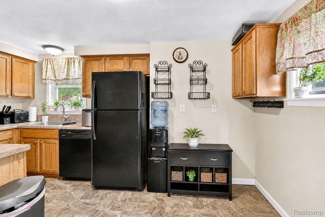1871 7th Street, Wyandotte, MI 48192