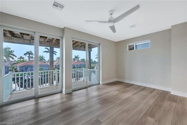 5870 Shell Cove DR, Cape Coral, FL 33914