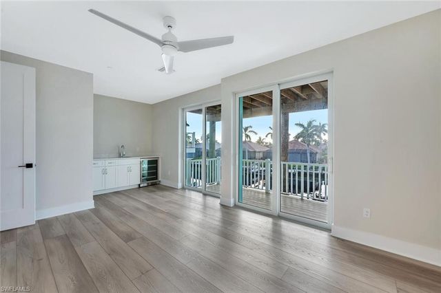 5870 Shell Cove DR, Cape Coral, FL 33914