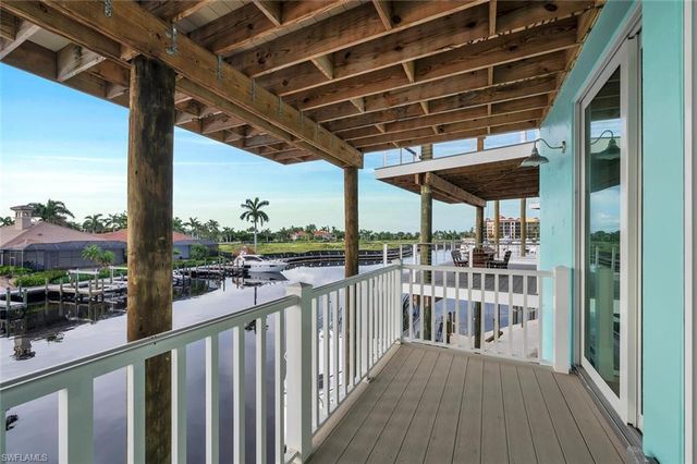 5870 Shell Cove DR, Cape Coral, FL 33914