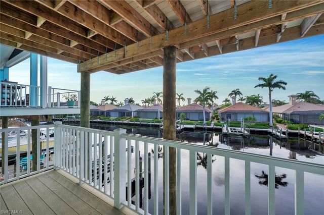 5870 Shell Cove DR, Cape Coral, FL 33914