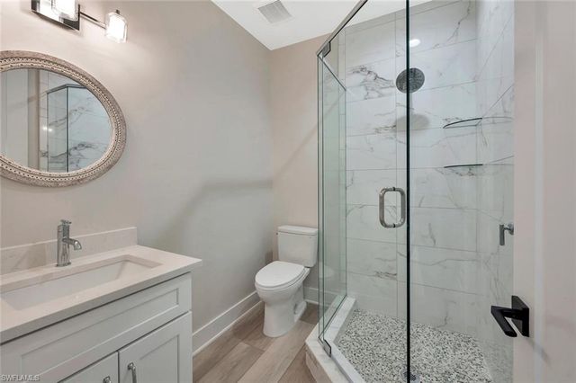 5870 Shell Cove DR, Cape Coral, FL 33914