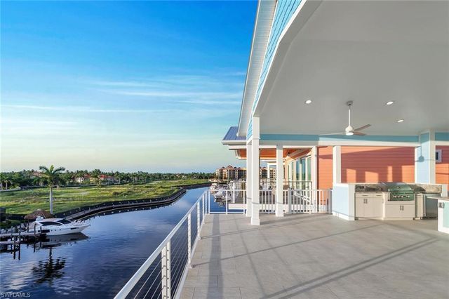 5870 Shell Cove DR, Cape Coral, FL 33914