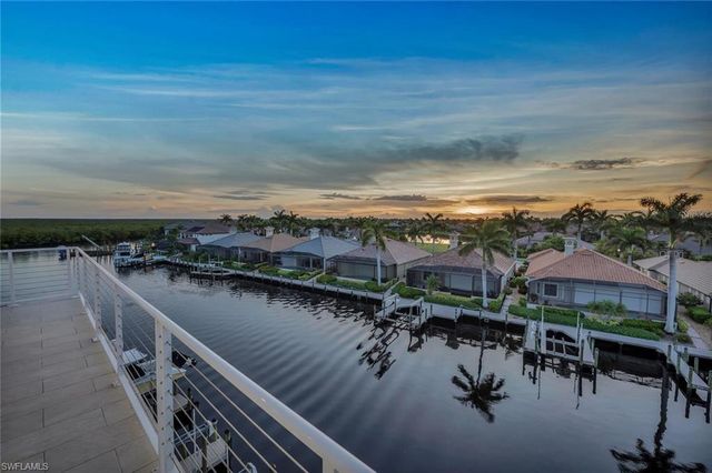 5870 Shell Cove DR, Cape Coral, FL 33914