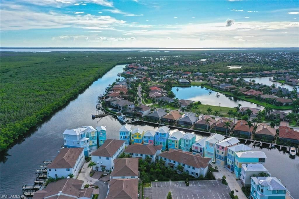 5870 Shell Cove DR, CAPE CORAL, FL 33914 — photo 2