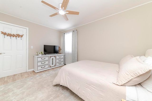 434 Gaylin Court, Bensenville, IL 60106