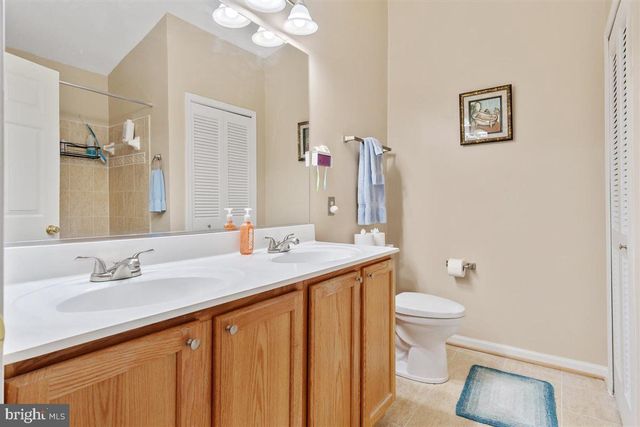 9426 MORNING WALK DR, Hagerstown, MD 21740