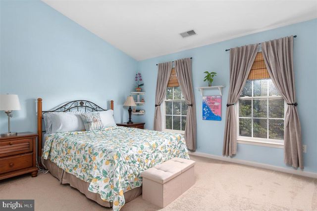 9426 MORNING WALK DR, Hagerstown, MD 21740