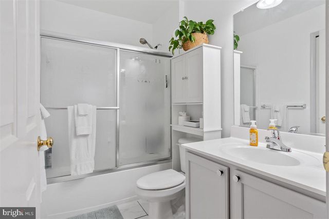 9426 MORNING WALK DR, Hagerstown, MD 21740