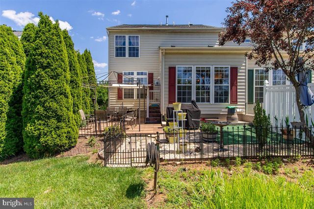 9426 MORNING WALK DR, Hagerstown, MD 21740