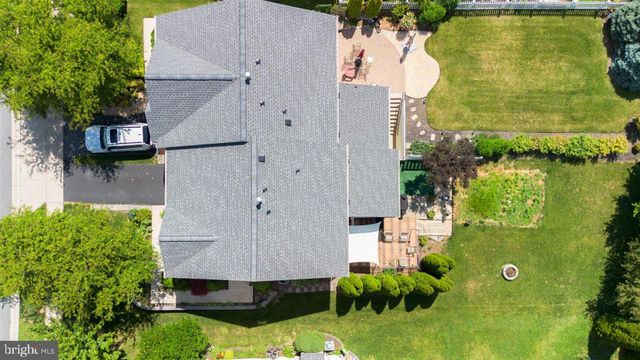 9426 MORNING WALK DR, Hagerstown, MD 21740