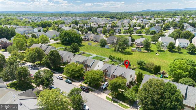 9426 MORNING WALK DR, Hagerstown, MD 21740