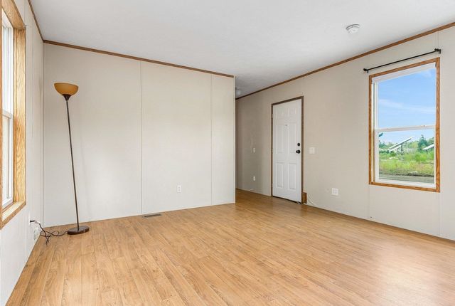 58 Shaw Drive, Rochester, NH 03868