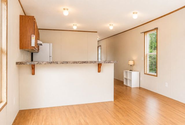 58 Shaw Drive, Rochester, NH 03868