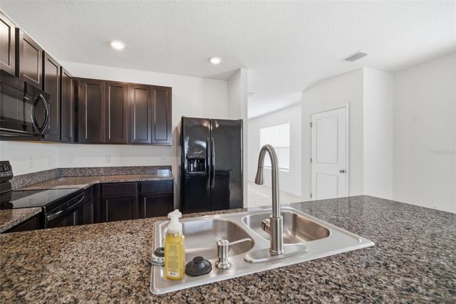 11106 LELAND GROVES DRIVE, Riverview, FL 33579