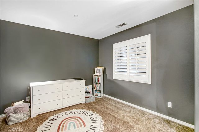 17582 Comfrey, San Bernardino, CA 92407