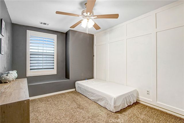 17582 Comfrey, San Bernardino, CA 92407
