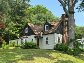 286 Marcy Street, Southbridge, MA 01550