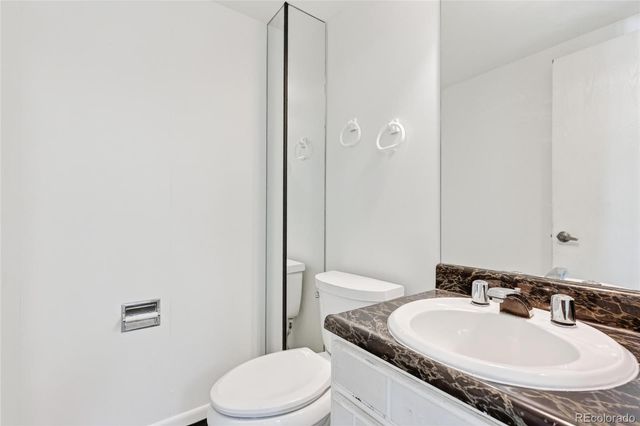 2784 S Wheeling Way, Aurora, CO 80014