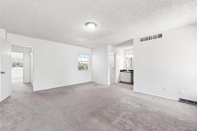 2784 S Wheeling Way, Aurora, CO 80014