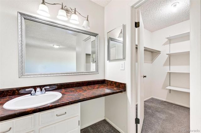 2784 S Wheeling Way, Aurora, CO 80014