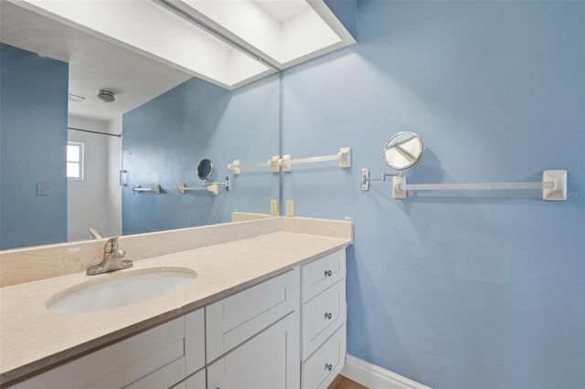 1641 MACKINTOSH BOULEVARD, Nokomis, FL 34275