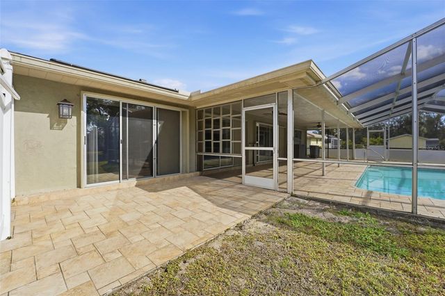 1641 MACKINTOSH BOULEVARD, Nokomis, FL 34275