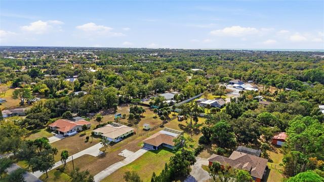 1641 MACKINTOSH BOULEVARD, Nokomis, FL 34275
