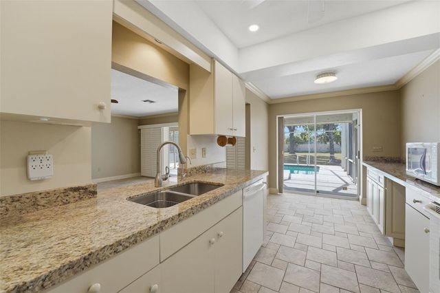 1641 MACKINTOSH BOULEVARD, Nokomis, FL 34275