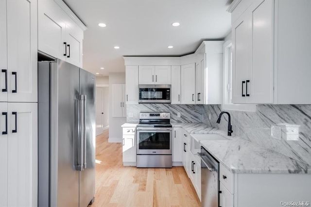 4 Riverside Avenue, Mastic Beach, NY 11951