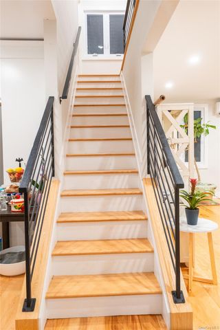 4 Riverside Avenue, Mastic Beach, NY 11951