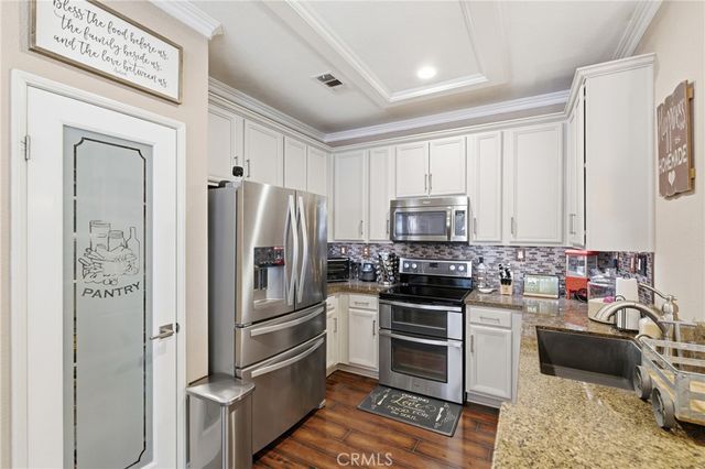 24045 Whitewater Drive, Valencia, CA 91354