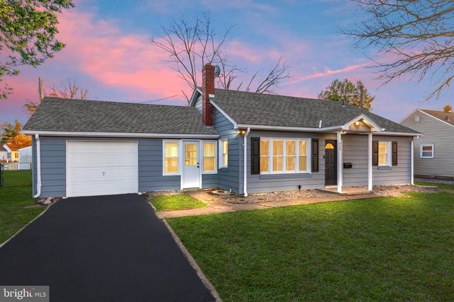 920 E DIVISION ST, Dover, DE 19901