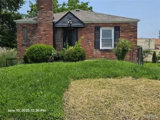 6203 Dardanella Avenue, Normandy, MO 63121