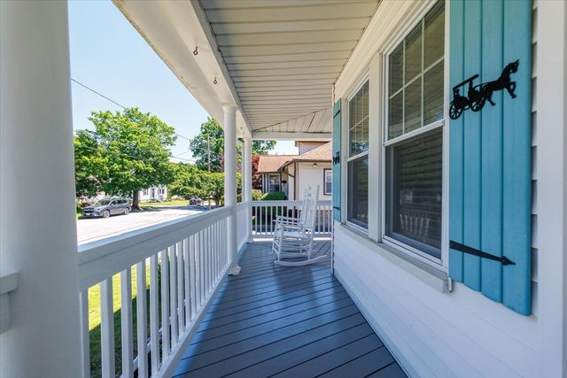 18 Healy Rd., Worcester, MA 01603