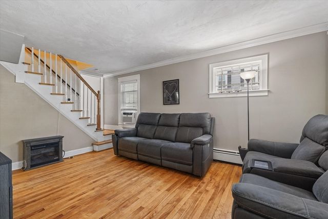 18 Healy Rd., Worcester, MA 01603