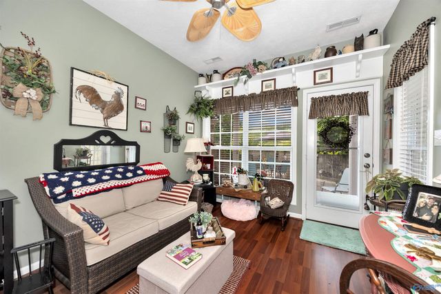 137 Canterbury Circle, Athens, AL 35611