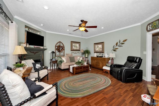 137 Canterbury Circle, Athens, AL 35611