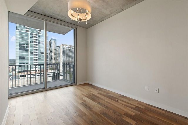 360 Nueces ST 1304, Austin, TX 78701